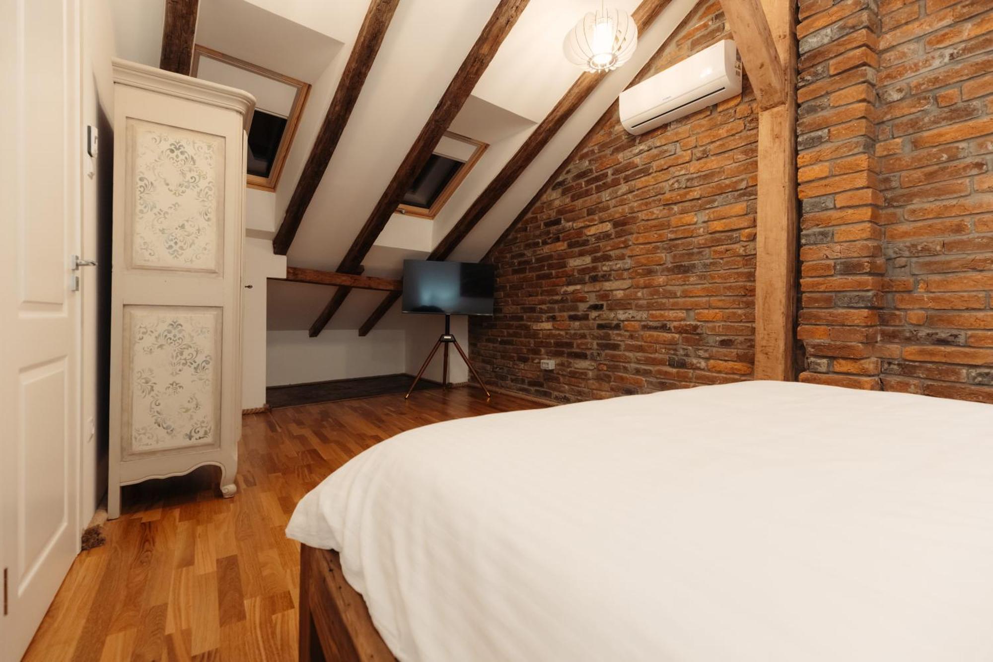 Casa 1901 Aparthotel Baia Mare Exterior foto