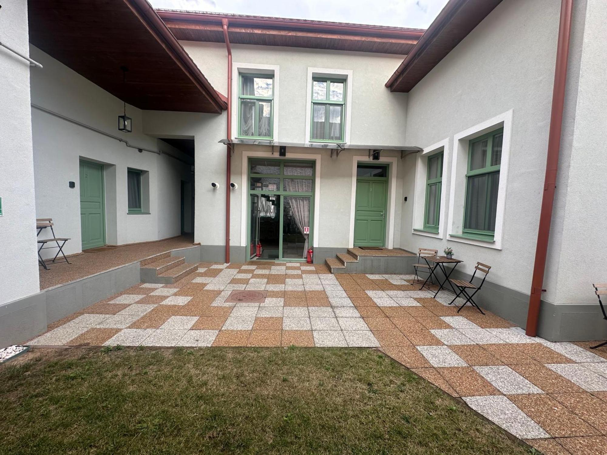 Casa 1901 Aparthotel Baia Mare Exterior foto